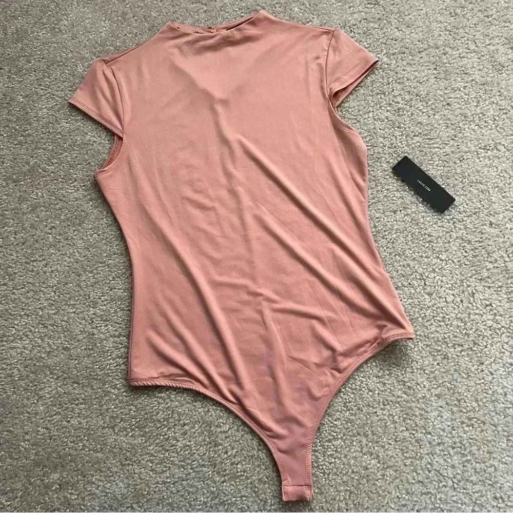 Lulus Bodysuit “NWT” Peach Women’s Size Large Style# VT2950